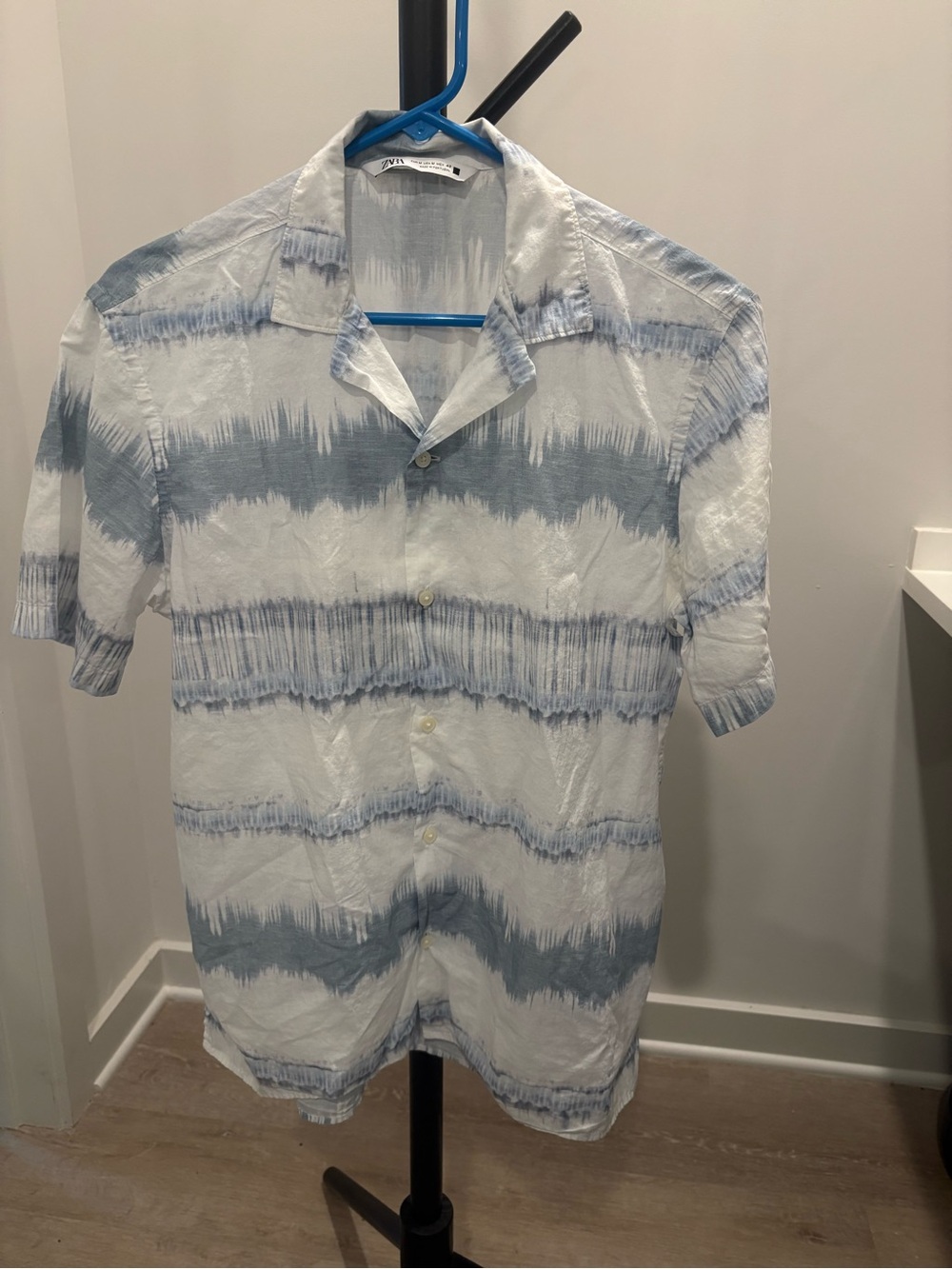 Zara Men's Light Weight Short Sleeve Shirt Blue & White Ombre  Sz 40